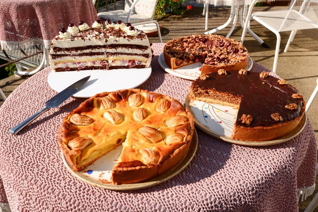Cafe Waldfrieden * Bad Peterstal-Griesbach